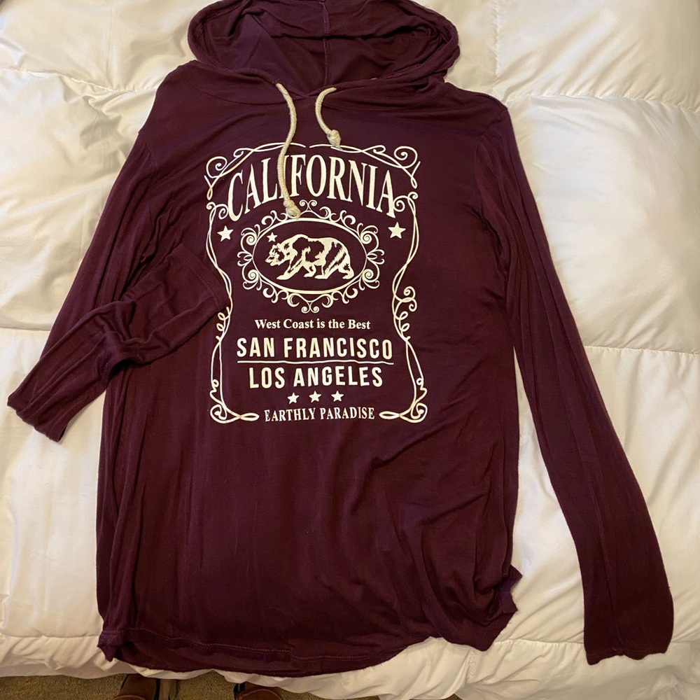 Lightweight pullover